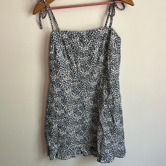 Abercrombie & Fitch Blue Floral Tie Strap Mini Dress - Picture 2 of 8